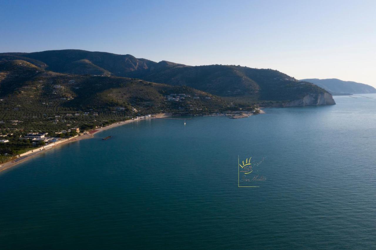 Apartment Ulivo With Pool And Private Beach Mattinata Kültér fotó